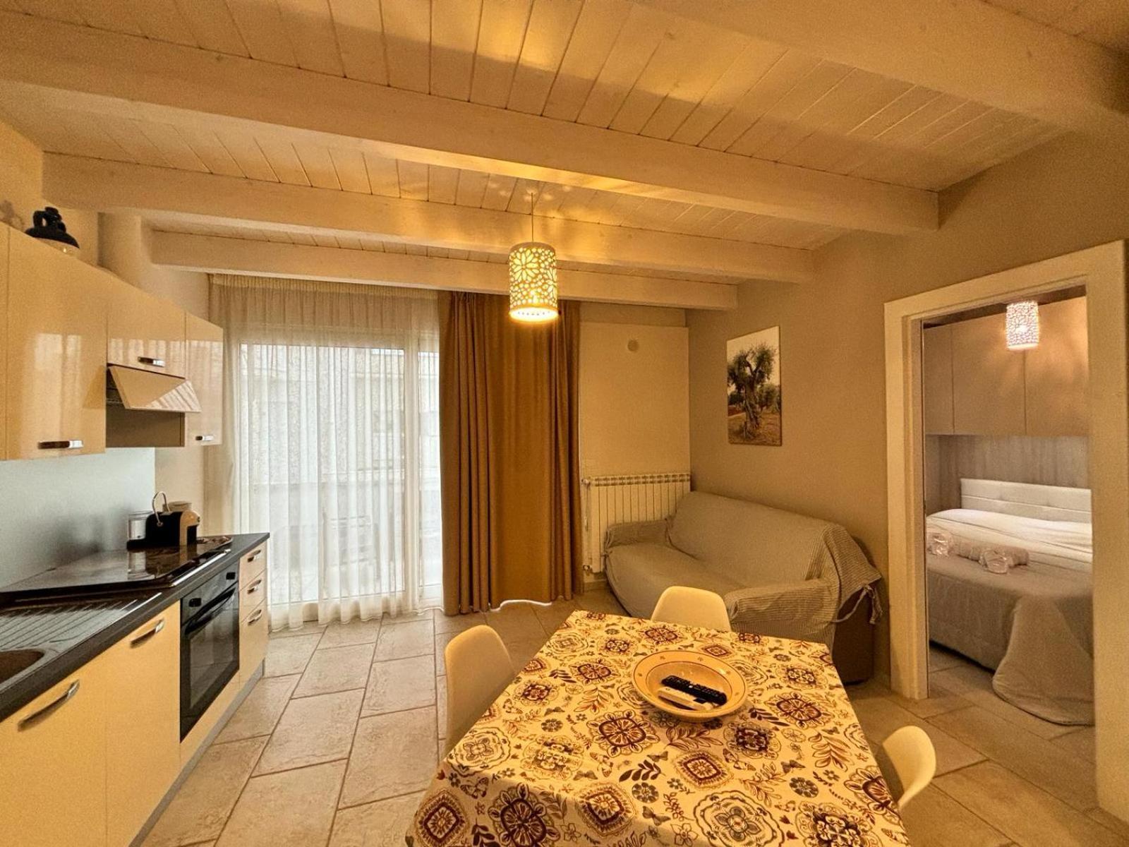 ポリニャーノ・ア・マーレ Dimora Girolamo Bed & Breakfast エクステリア 写真
