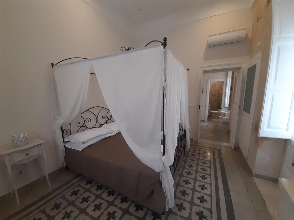ポリニャーノ・ア・マーレ Dimora Girolamo Bed & Breakfast エクステリア 写真